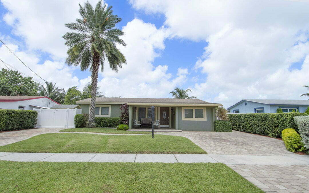 4701 SW 34th Drive, Dania Beach, FL 33312 – MLS A10917696
