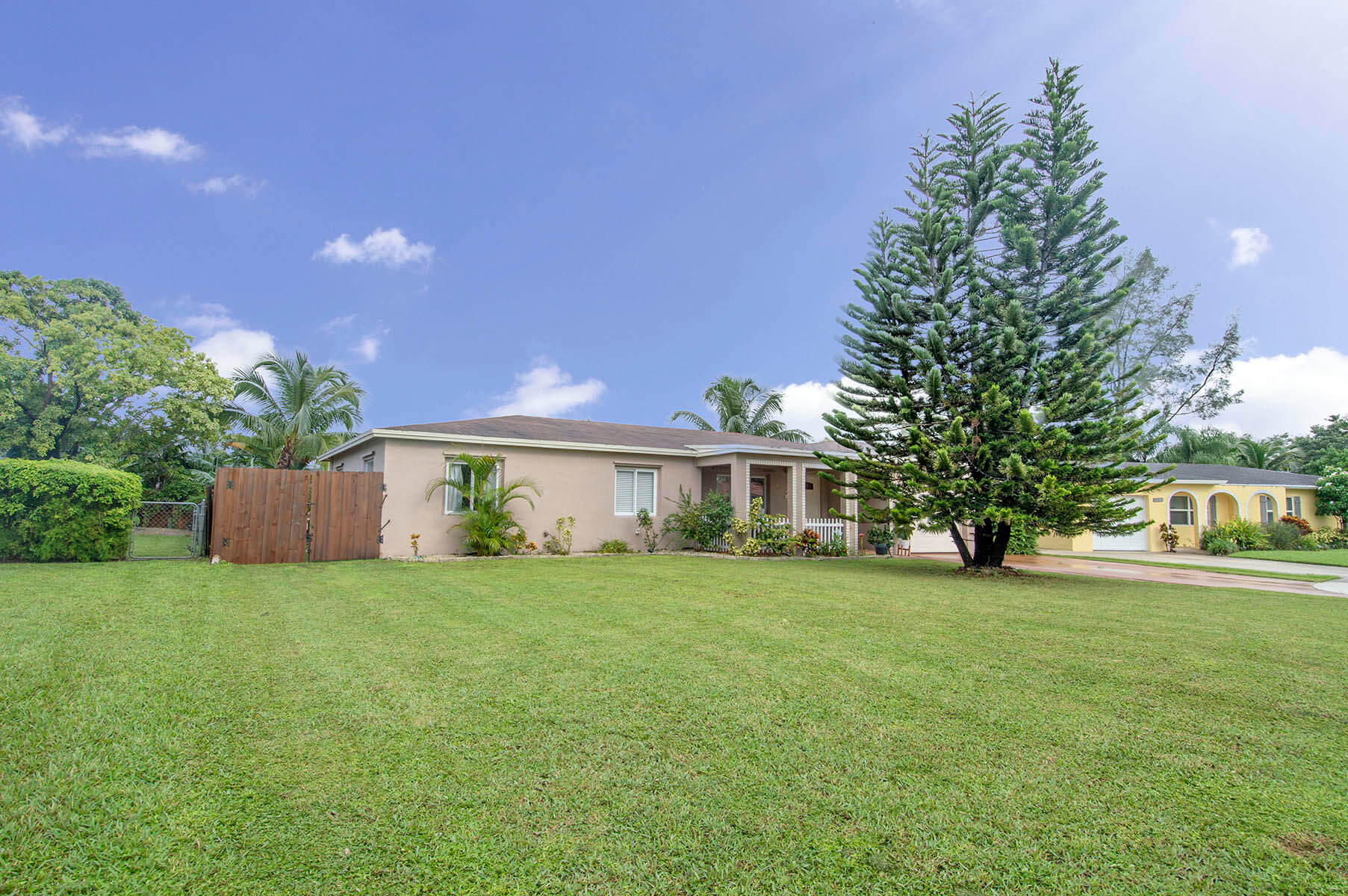 House Front (a) for 22186 Aquila Street, Boca Raton, FL 33428 - © Flat Fee Florida Realty