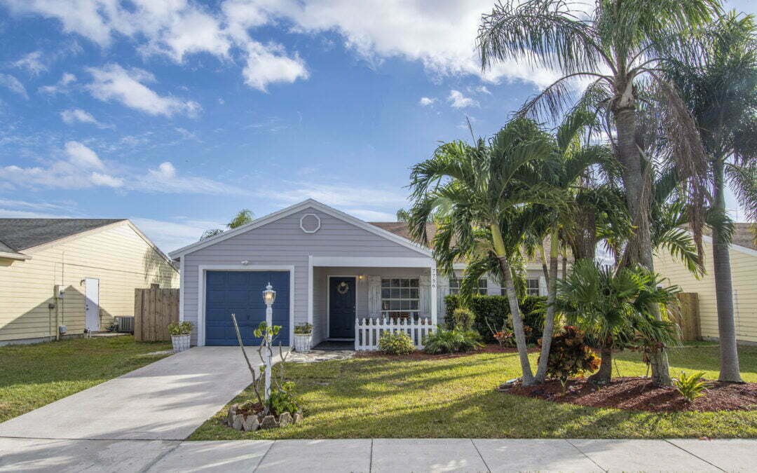 7756 Canal Drive, Lake Worth, FL 33467 – MLS A10992648