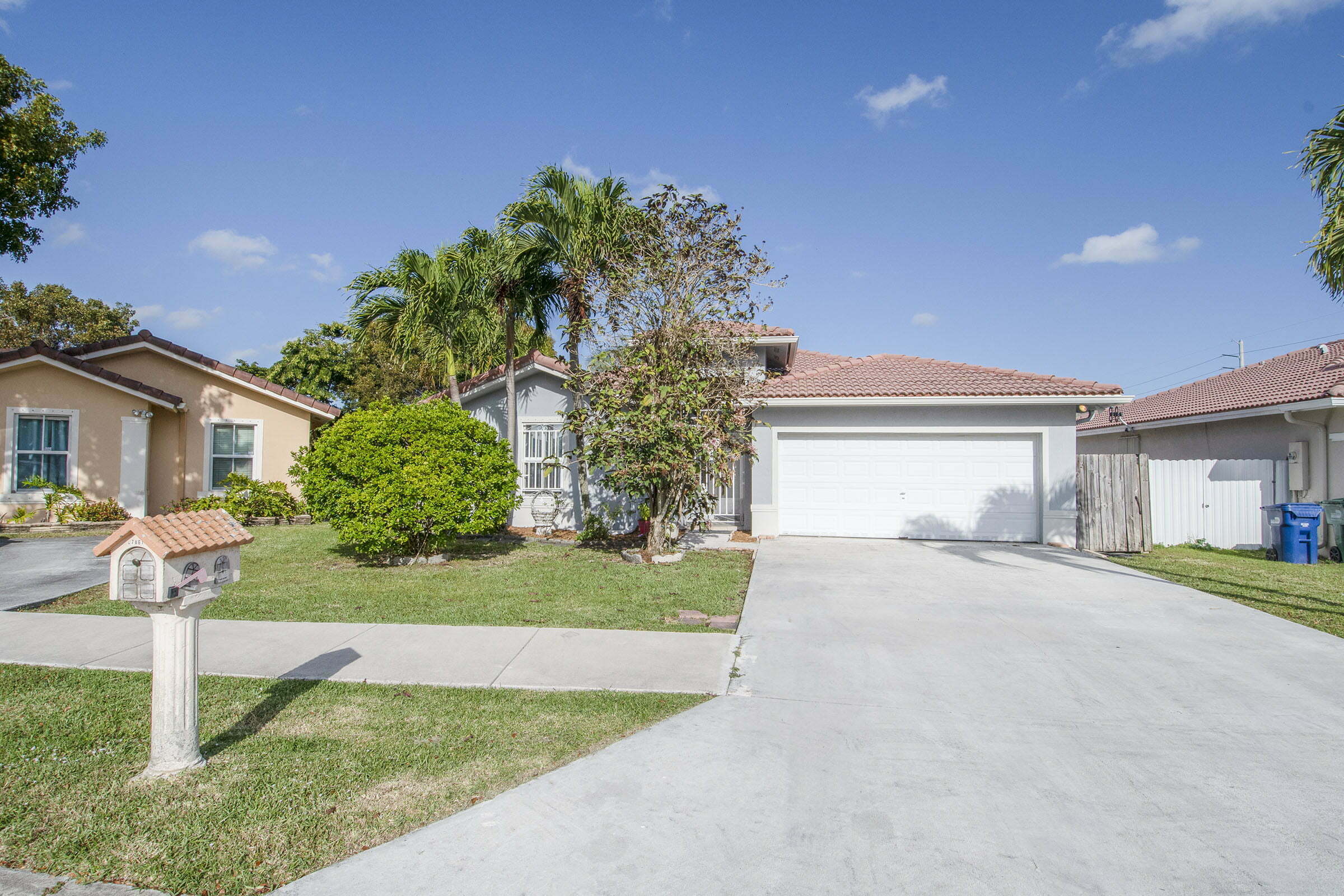 House Front (a) for 27861 SW 134th Place, Homestead, FL 33196 - © Flat Fee Florida Realty