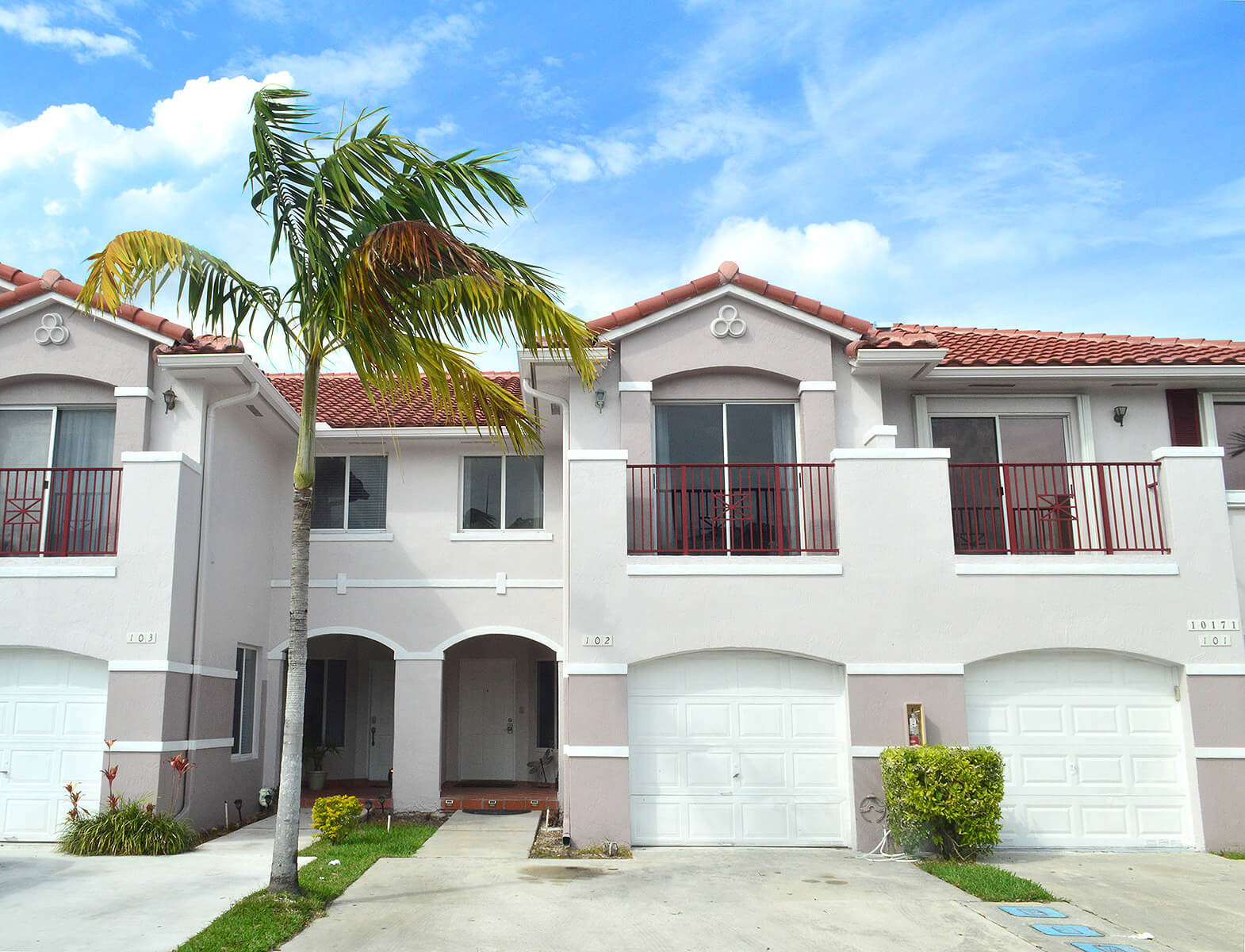 10171 SW 54 Circle Ct, Miami, FL 33196 -House Front - © Flat Fee Florida Realty